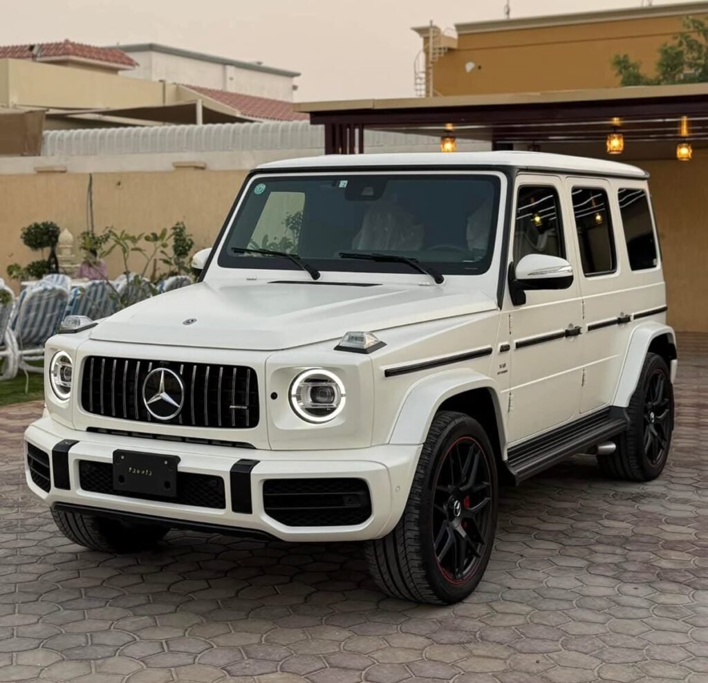Mercedes-G-Wagon